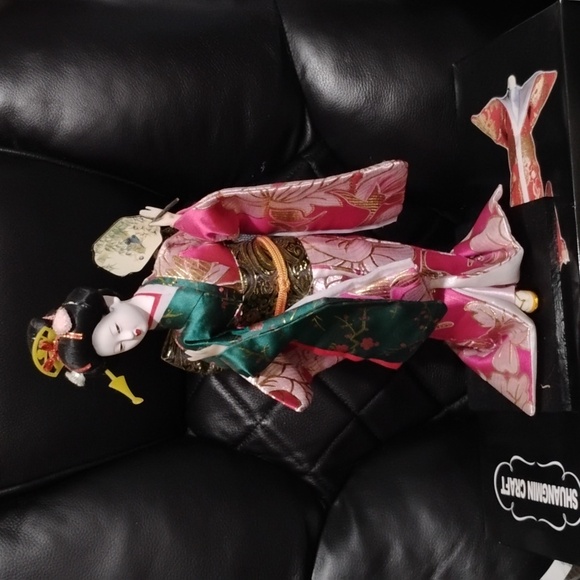 Shuangmin Craft Japanese Geisha Doll - Picture 3 of 10